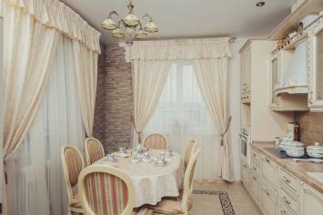 Красивые шторы на кухню