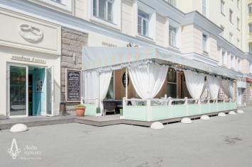 Декор летней террасы кондитерской 