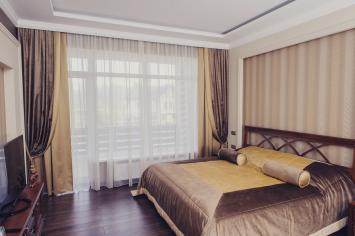 Шторы в спальню