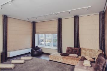 Гостиная с использованием велюра