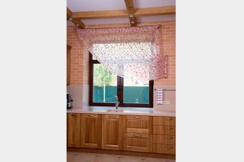 Красивые шторы на кухню