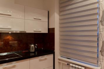 Удобные шторы для кухни