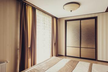 Шторы в спальню