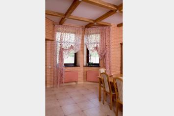 Шторы для кухни. Розовые