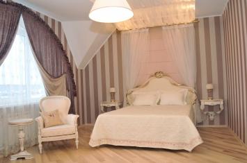 Классические шторы для спальни